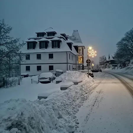 Astenblick Aparthotel 4*