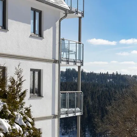 アパートホテル Astenblick With Sauna 4*